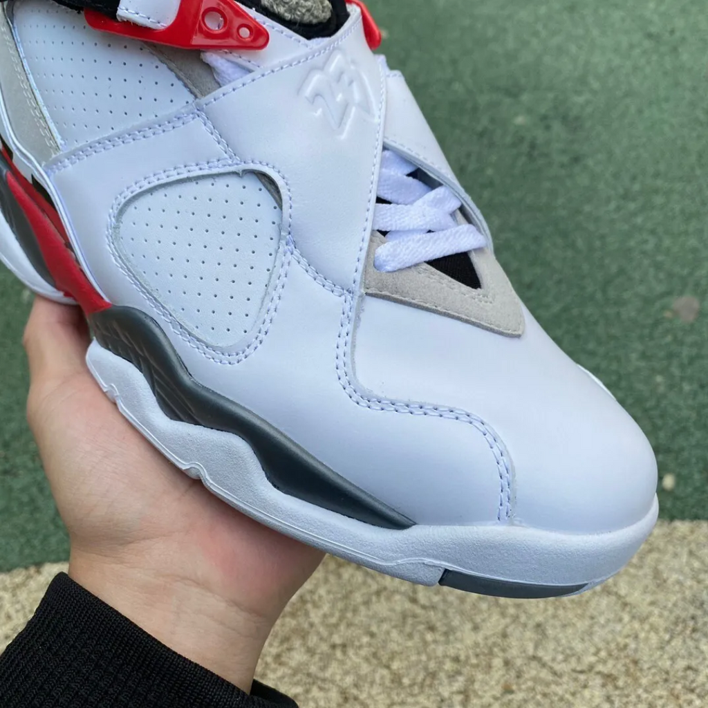 Air Jordan 8 Bugs Bunny (2025) Shoes Sneakers