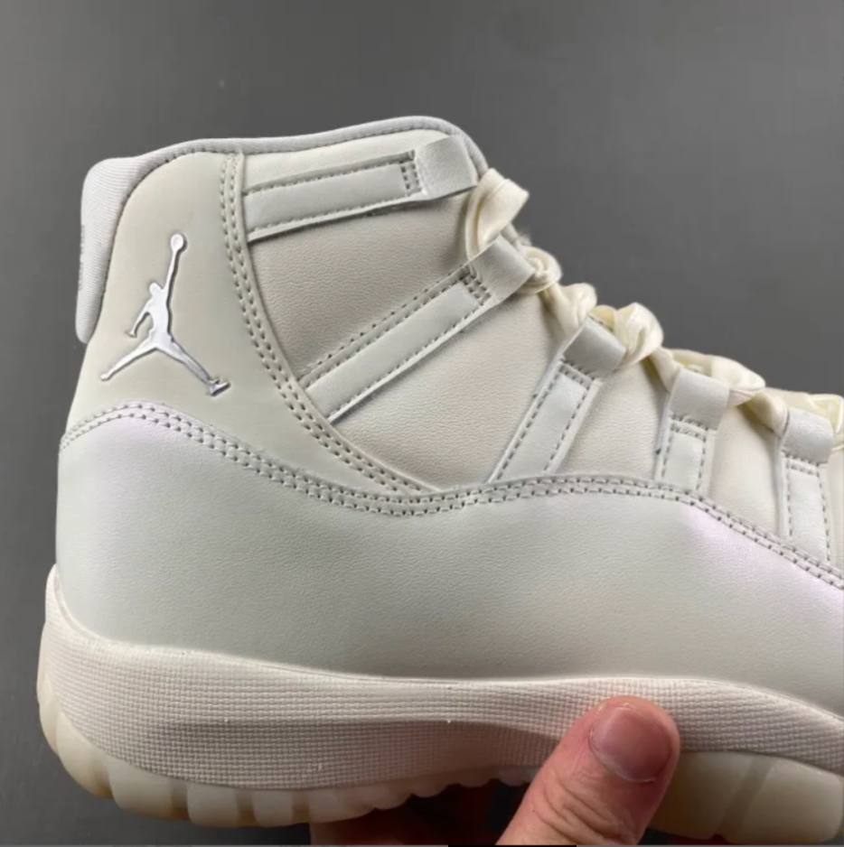 Air Jordan 11 Pearl Shoes Sneaker
