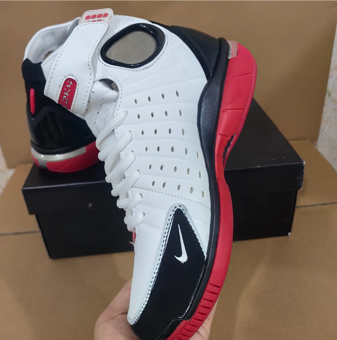 Air Zoom Huarache 2K4 White Varsity Red Shoes Sneakers
