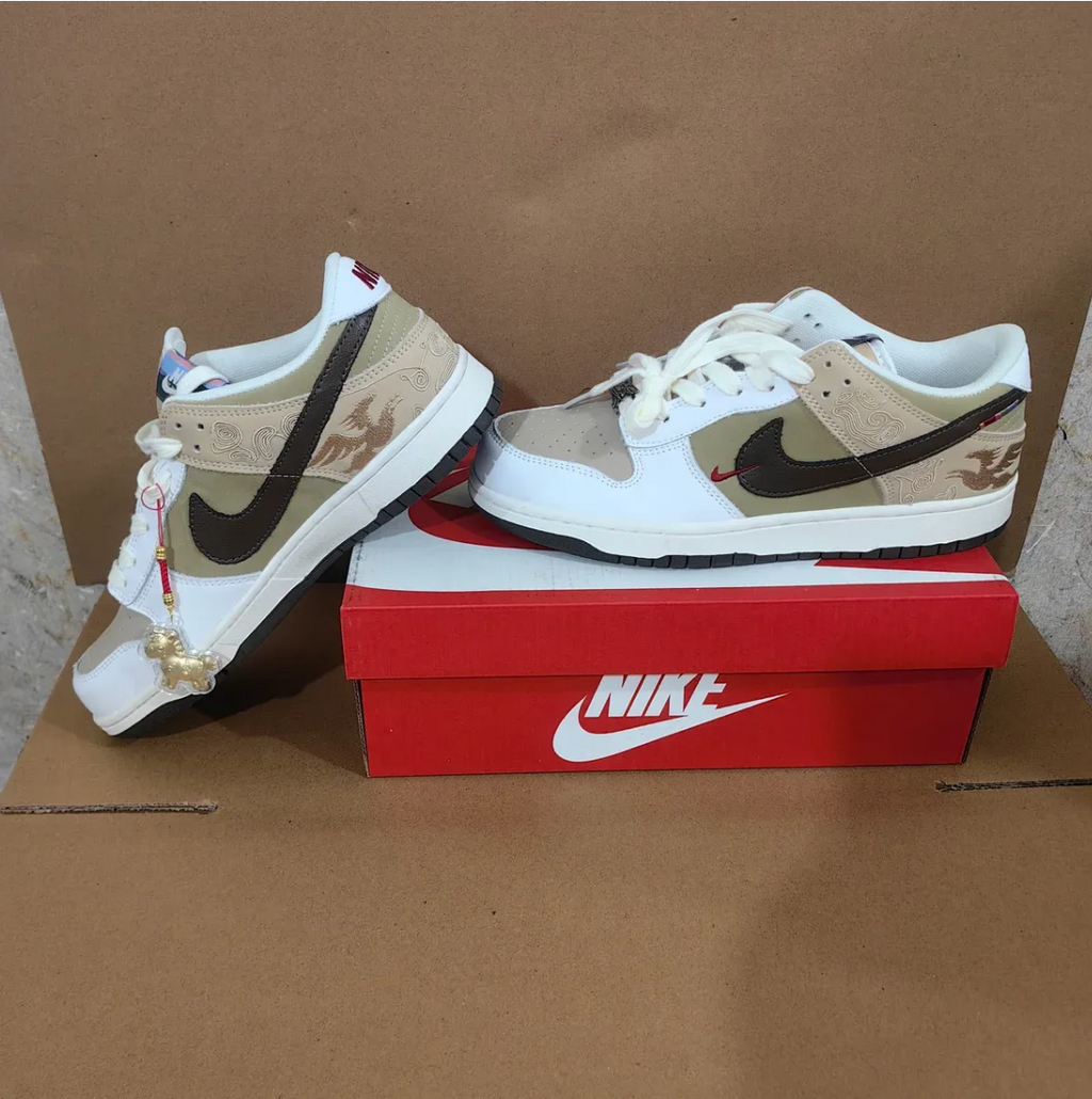 Dunk Low Year Of The Horse Shoes Sneakers