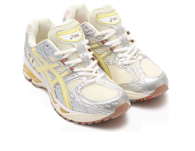 Asics Gel-Nimbus 10.1 Vandy The Pink x atmos Banana Split Banana 1203A865-752