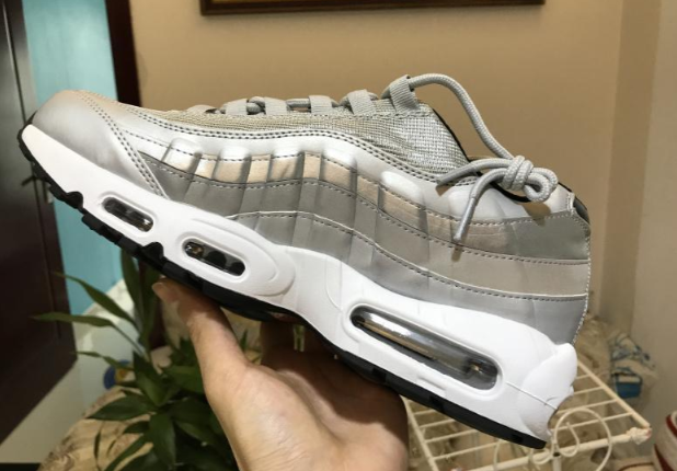 AM 95 Silver Bullet Shoes Sneakers