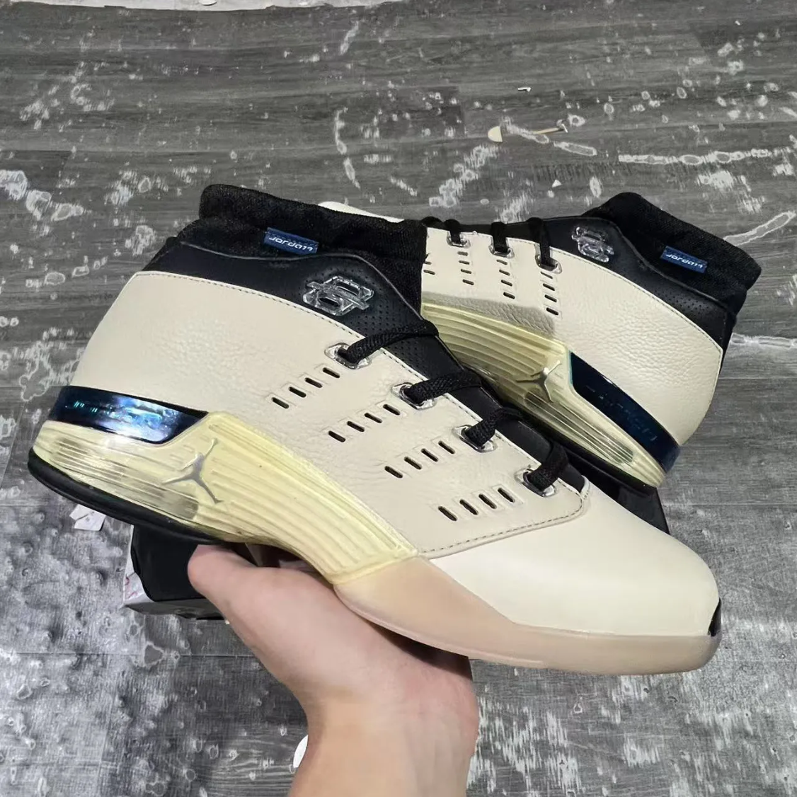 Infinite Archives x Air Jordan 17 Low Beach Shoes Sneakers