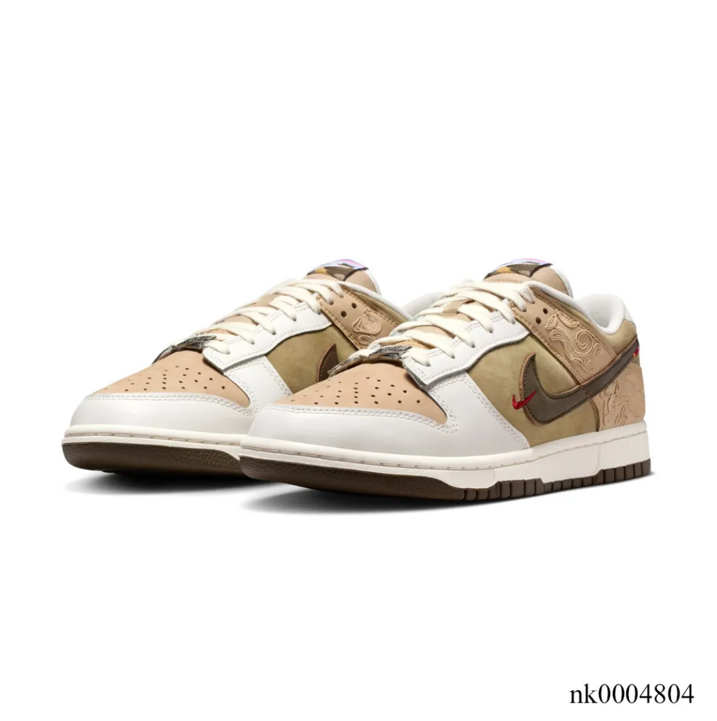 Dunk Low Year Of The Horse Shoes Sneakers