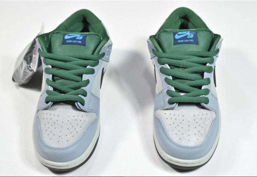 Nike SB Dunk Low Maple Leaf Central Park Shoes Sneakers