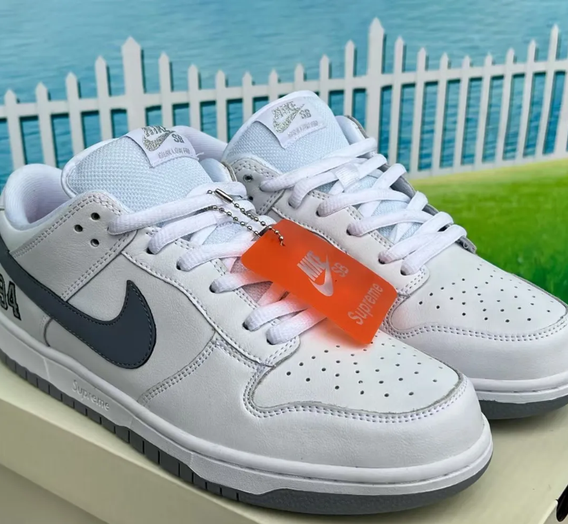 SUP x Dunk Low SB White Shoes Sneakers
