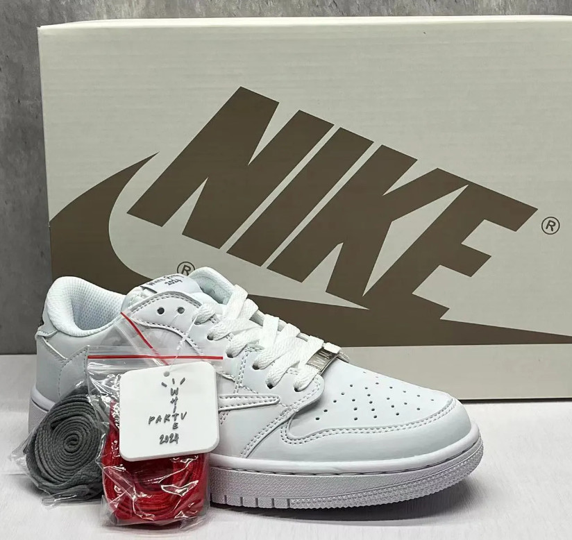 Travis Scott x AJ 1 Low White Party Shoes Sneakers