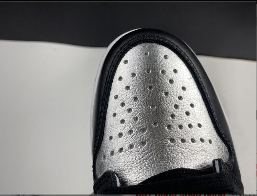 Air Jordan 1 High OG WMNS Silver Toe Shoes Sneakers