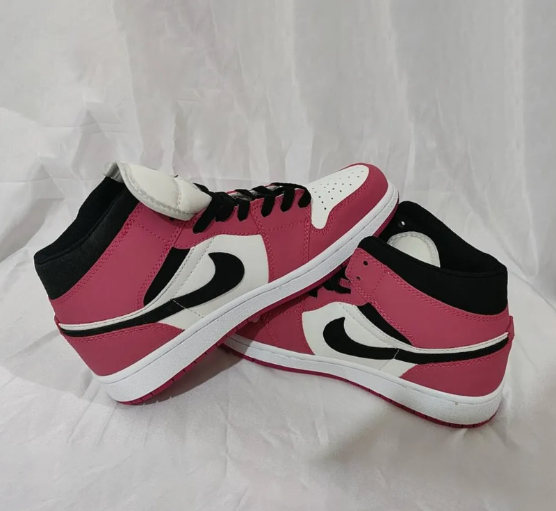 Air Jordan 1 Mid SE “Light Berry” Shoes Sneakers