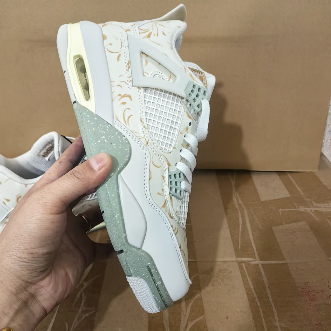Air Jordan 4 SE Somos Eternos Shoes Sneakers