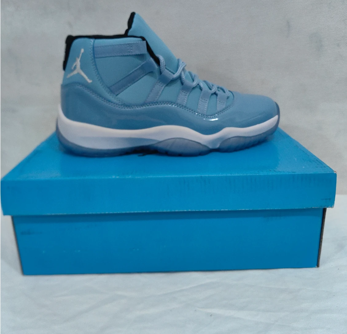 Air Jordan 11 Retro Pantone Shoes Sneakers