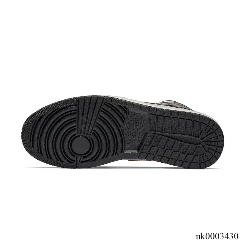 Air Jordan 1 Mid SE Black Gold Shoes Sneakers