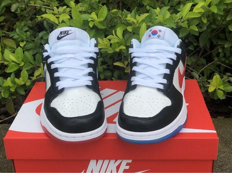 Dunk Low Seoul Shoes Sneakers