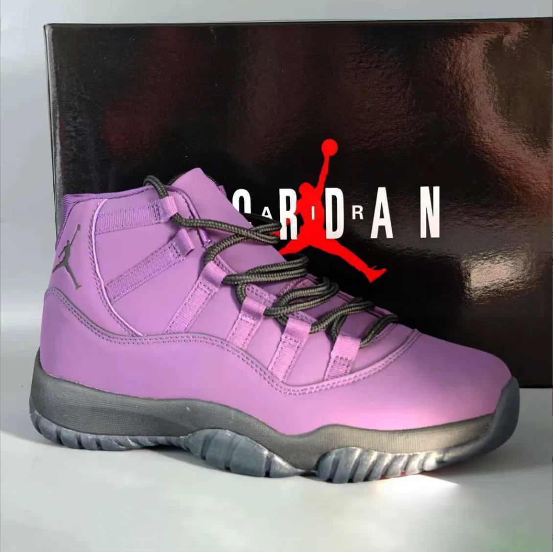 Air Jordan 11 Mojave Shoes Sneaker