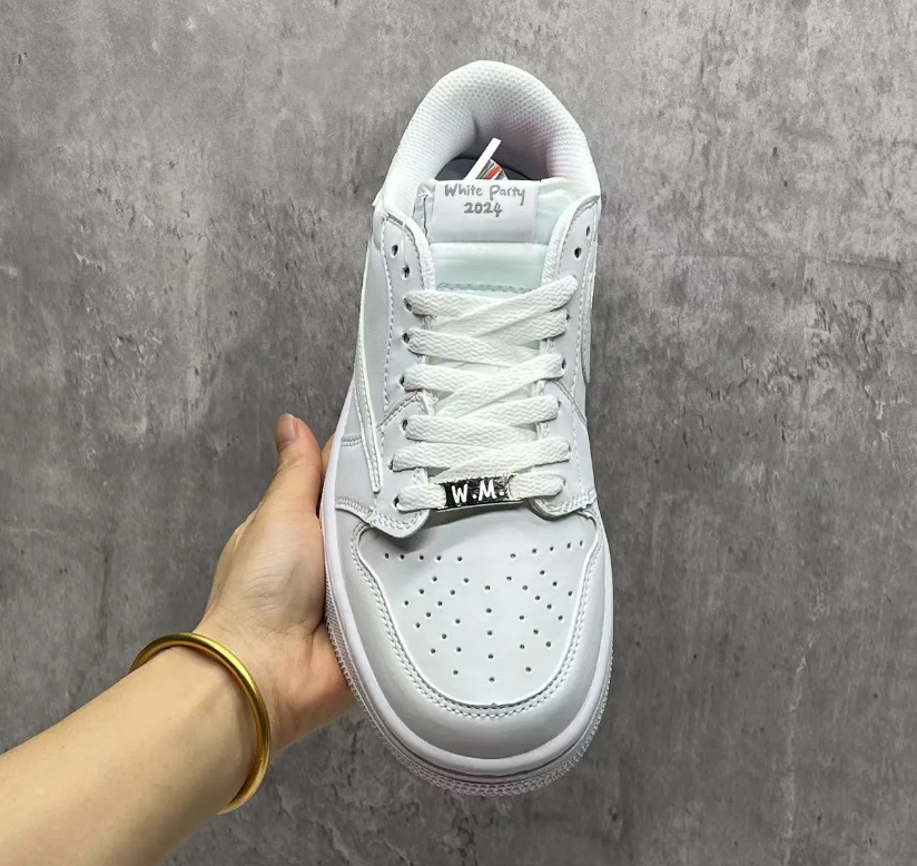 Travis Scott x AJ 1 Low White Party Shoes Sneakers