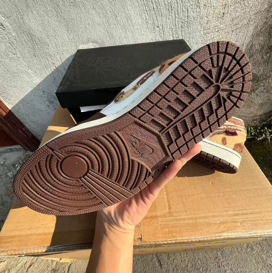 Air Jordan 1 Low SE Year of the Horse Shoes Sneakers