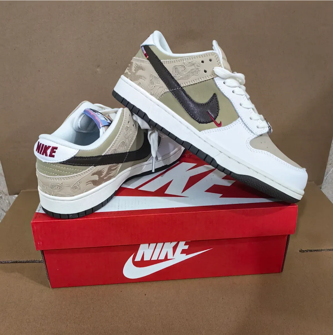 Dunk Low Year Of The Horse Shoes Sneakers